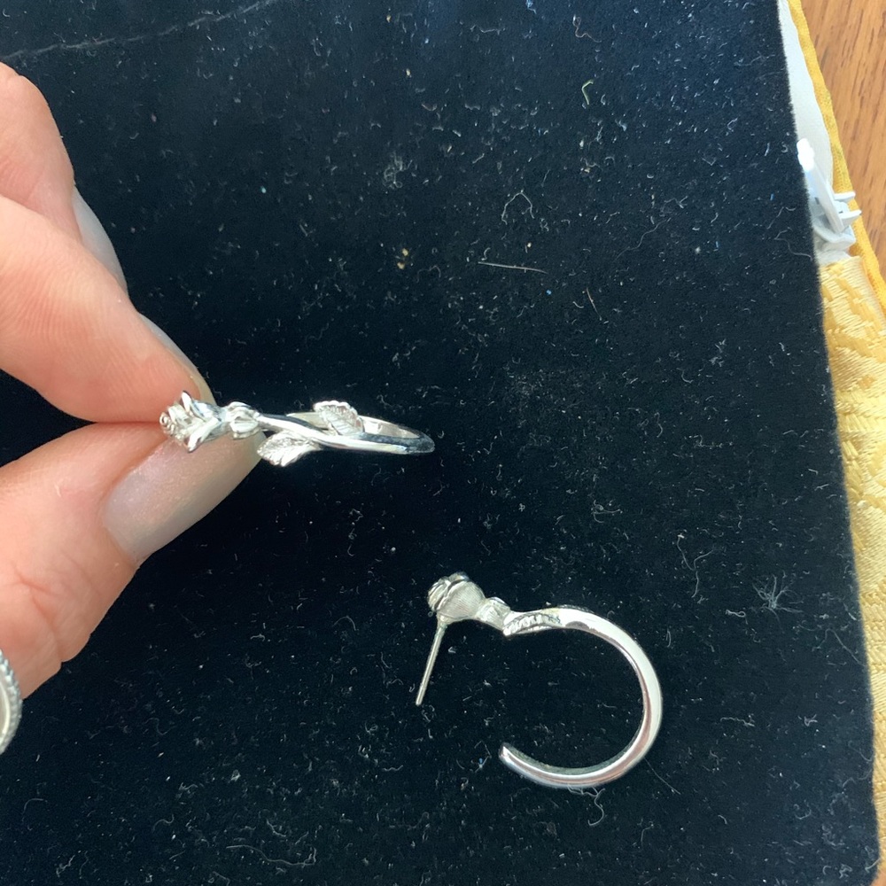 Rose earrings